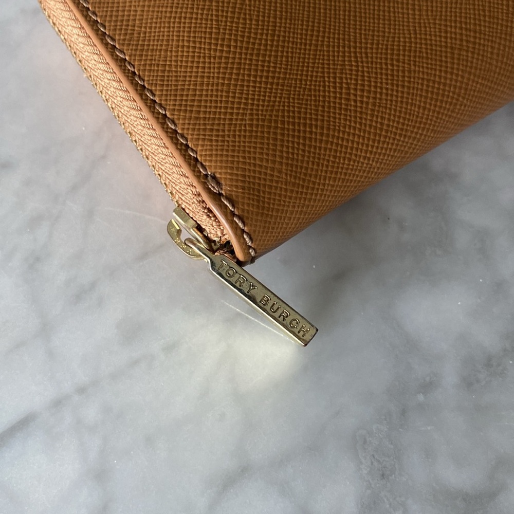 Camel Tory Burch Wallet - Picture 2 of 4
